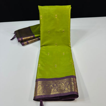 Vintage semi Gadwal traditional pattu sarees