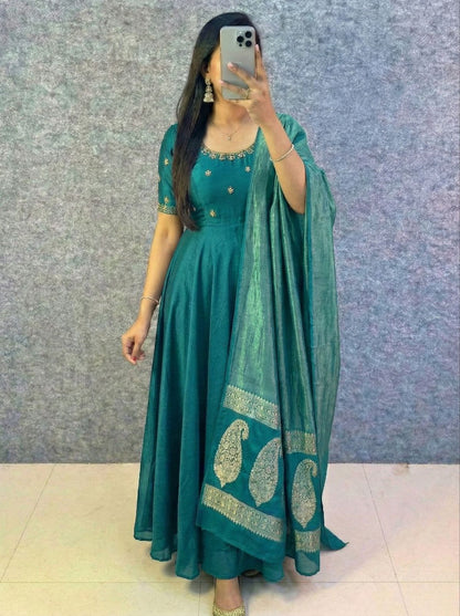 Big boss Tanuja Desginer classic gown