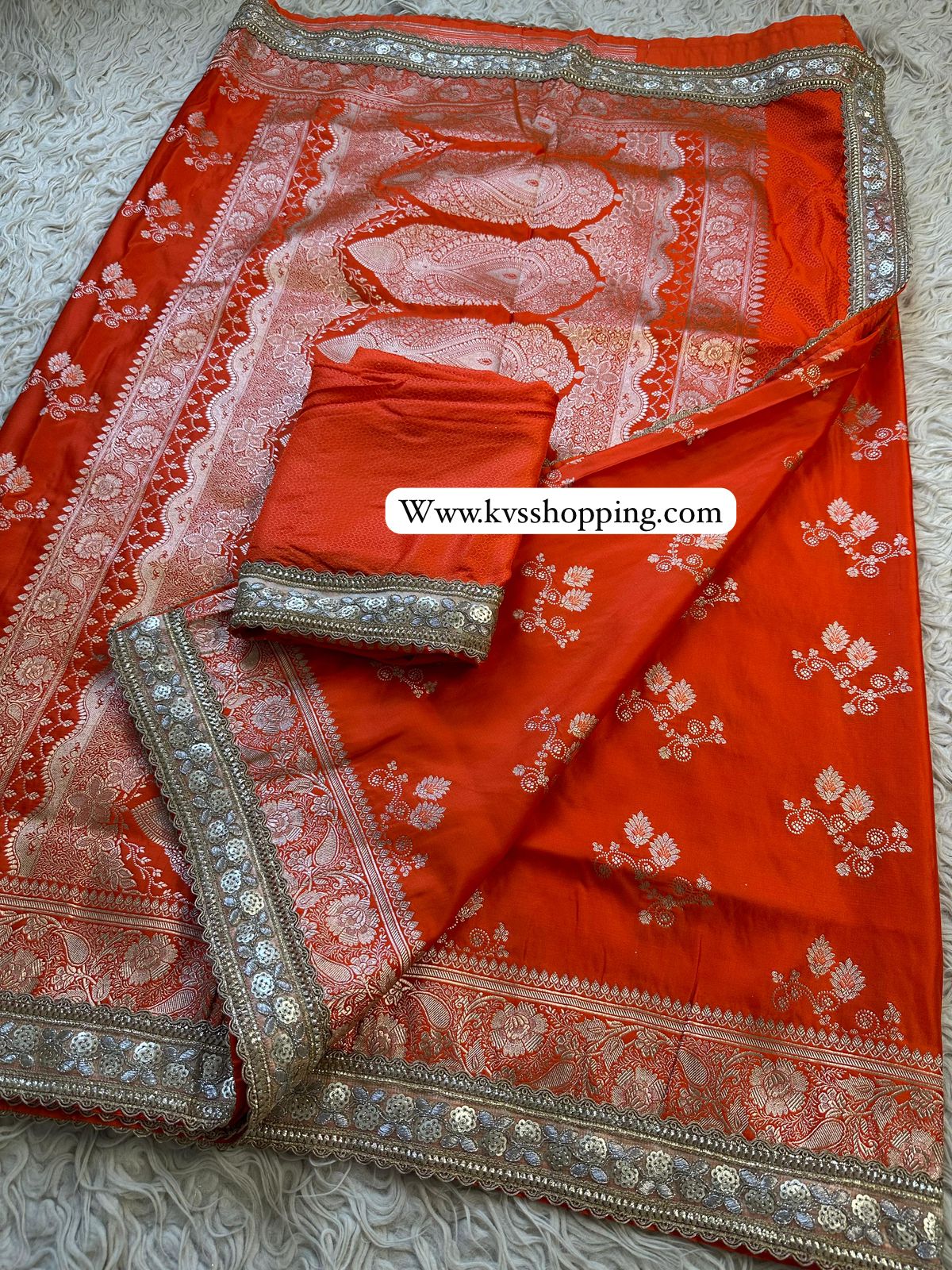 Rashmi’s dreamy tradition Mashru silk saree luxe