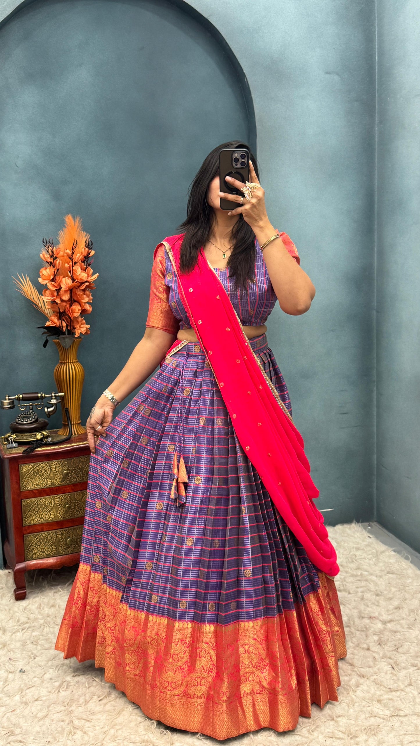 Khushi Kapoor Kanjivaram checks Lehenga set