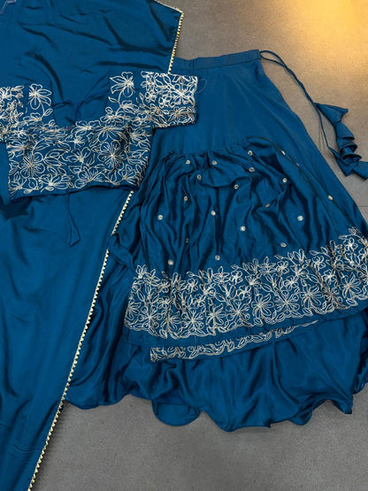 4 in one model Chinnon trendy  Cafe gown ✨